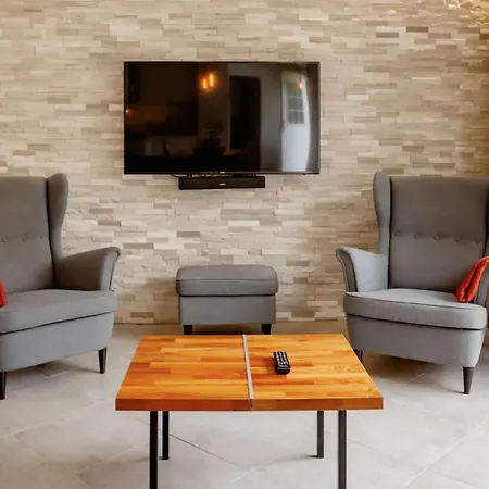 Independant Avec Jacuzzi