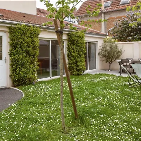 Indépendant Avec Jacuzzi *