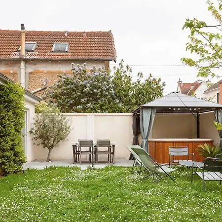 Indépendant Avec Jacuzzi Sartrouville